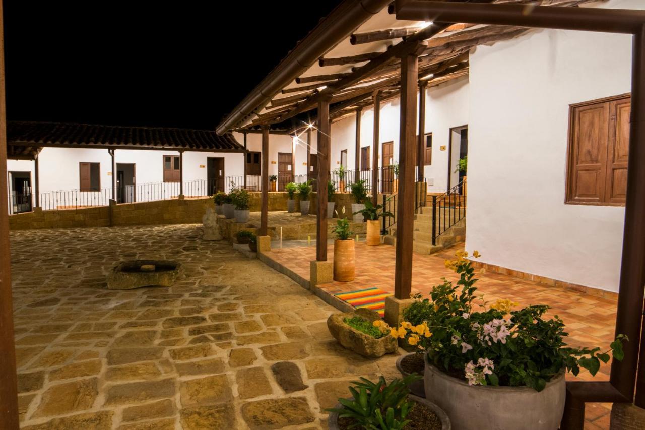Don Juan De Dios De Guane & Centro De Convenciones Barichara